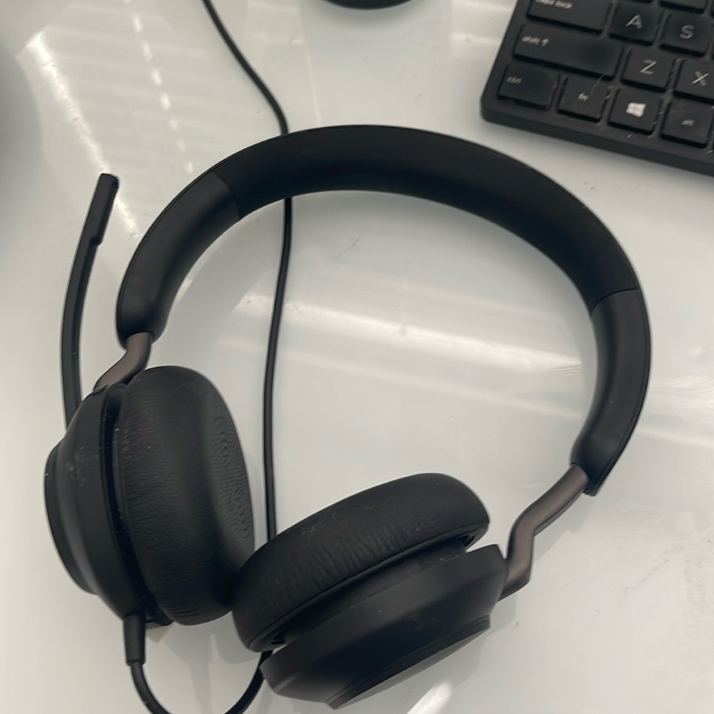 Jabra Evolve 2 headset